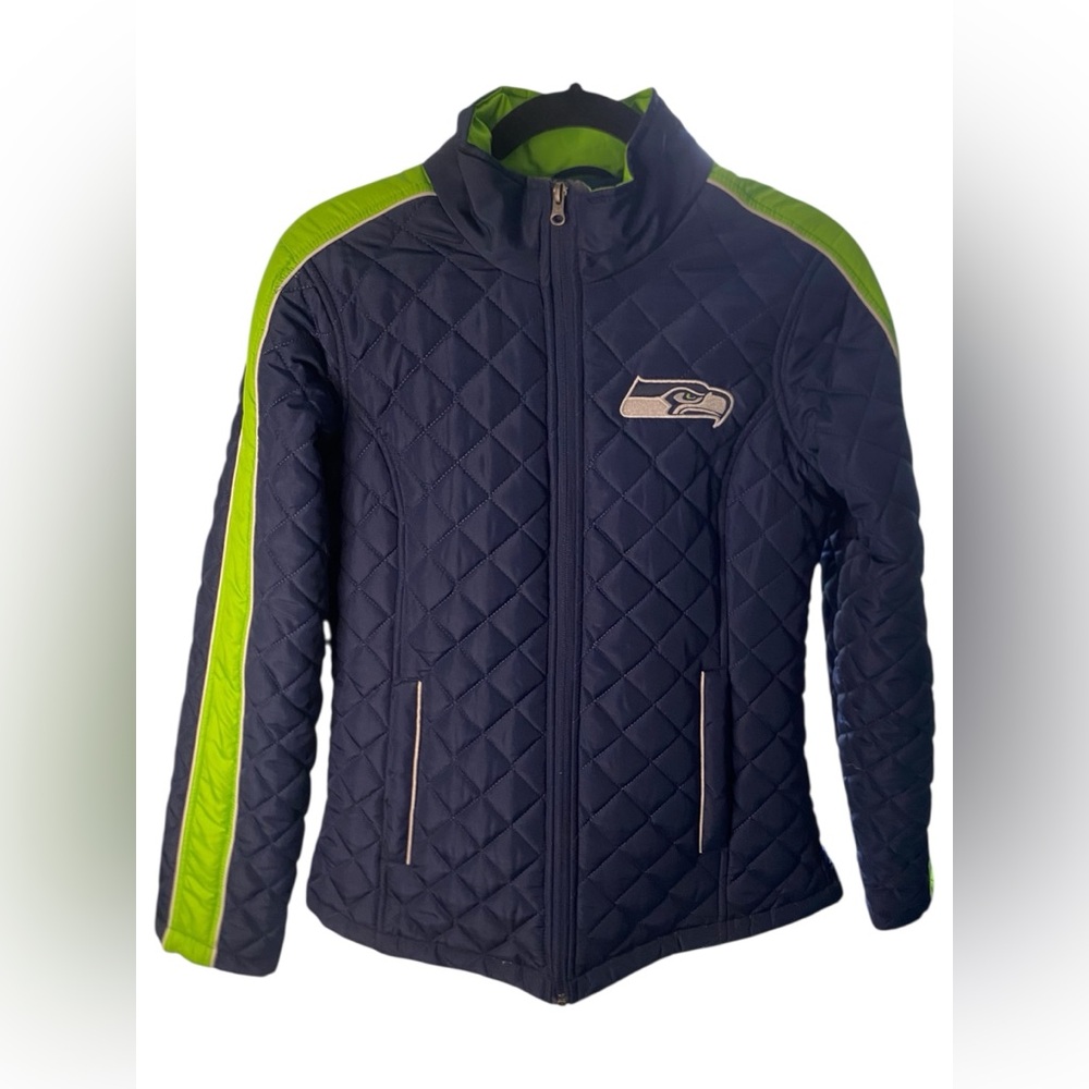 NFL  women’s Seahawks  Quilted Puffer Jacket